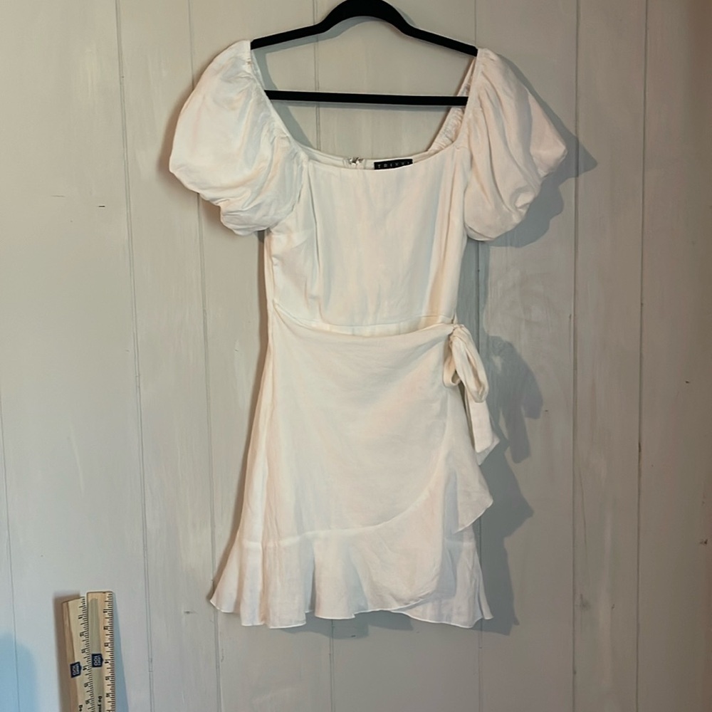 Trixxi White Puff Sleeve Midi Wrap Dress